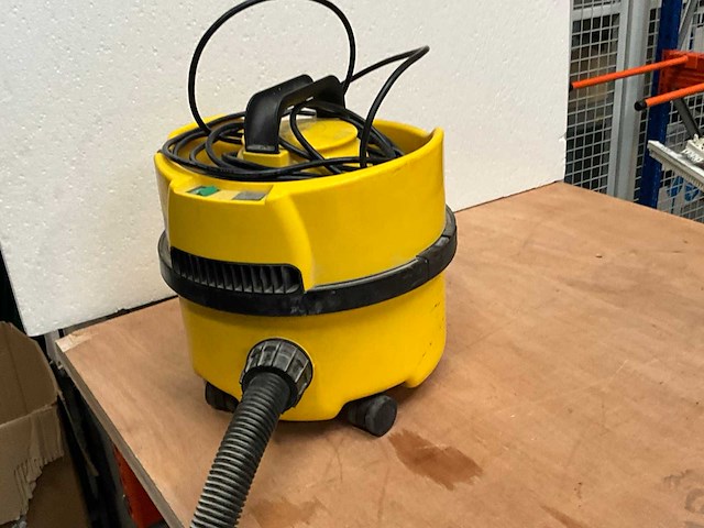 Stofzuiger en stoomcleaner - afbeelding 1 van  5