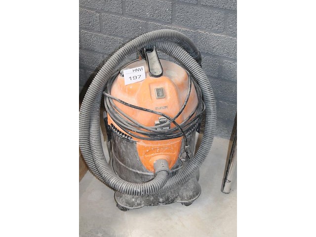 Stofzuiger eurom. zuigstang en -mond ontbreekt. - afbeelding 2 van  2