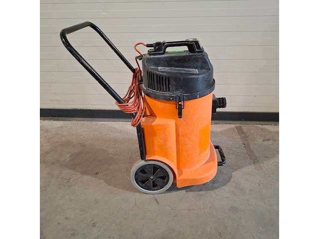 Stofzuiger fijnstof - 40l - 230v numatic, ndd 900 a, bouwjaar 2017 - afbeelding 4 van  6