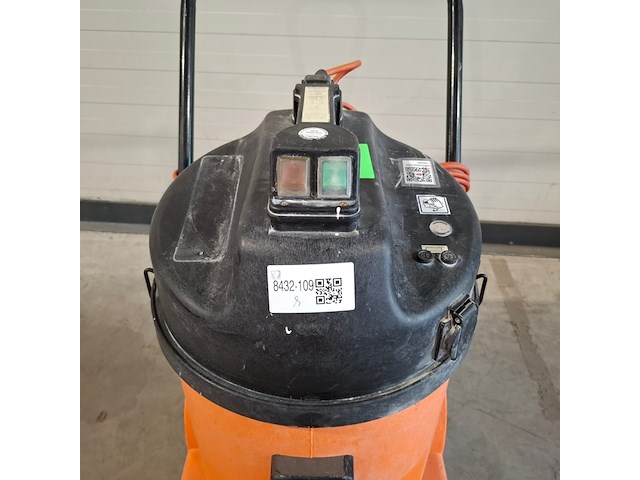 Stofzuiger fijnstof - 40l - 230v numatic, ndd 900 a, bouwjaar 2017 - afbeelding 5 van  6