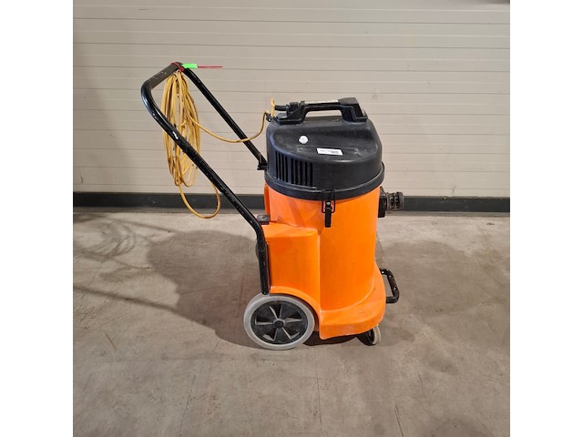 Stofzuiger fijnstof - 40l - 230v numatic, ndd 900 a, bouwjaar 2017 - afbeelding 2 van  4