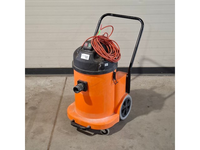 Stofzuiger fijnstof - 40l - 230v numatic, ned 900 a, bouwjaar 2021 - afbeelding 1 van  7