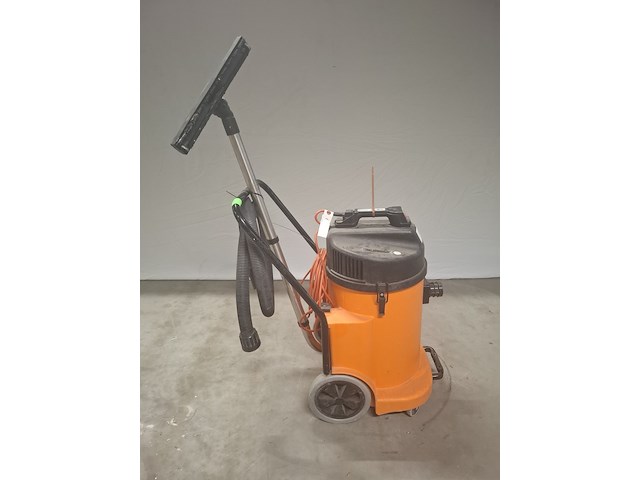 Stofzuiger fijnstof - 40l - 230v numatic, ned 900 a, bouwjaar 2022 - afbeelding 3 van  7