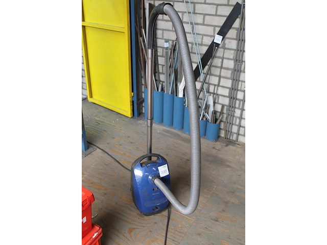 Stofzuiger miele s2130. - afbeelding 2 van  2