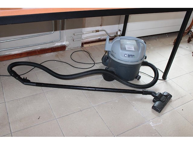 Stofzuiger nilfisk gd 11eco - afbeelding 1 van  2