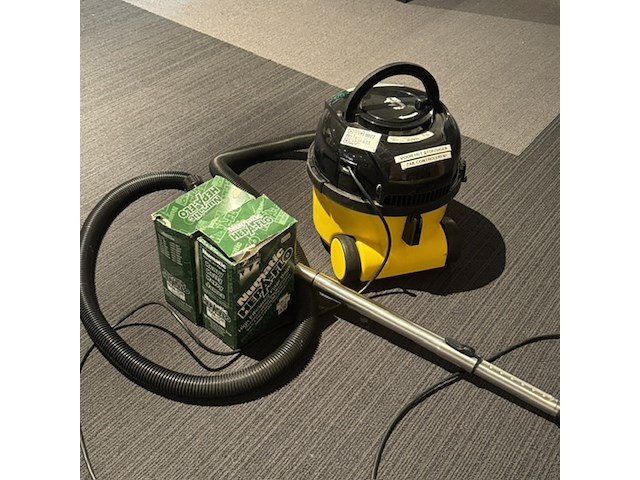 Stofzuiger numatic, henry plus, geel - afbeelding 1 van  3
