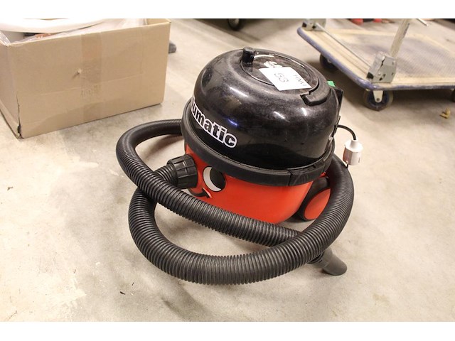 Stofzuiger numatic - afbeelding 1 van  2