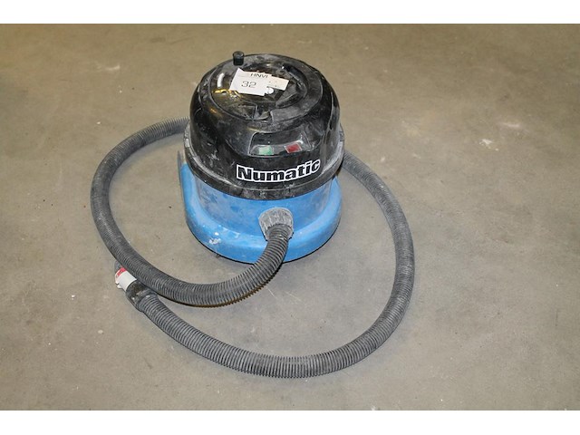 Stofzuiger numatic. - afbeelding 1 van  2