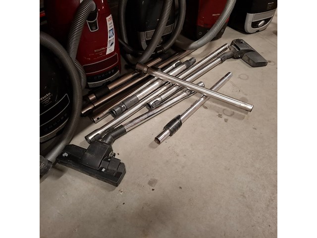 Stofzuigers, miele / dyson - afbeelding 29 van  35