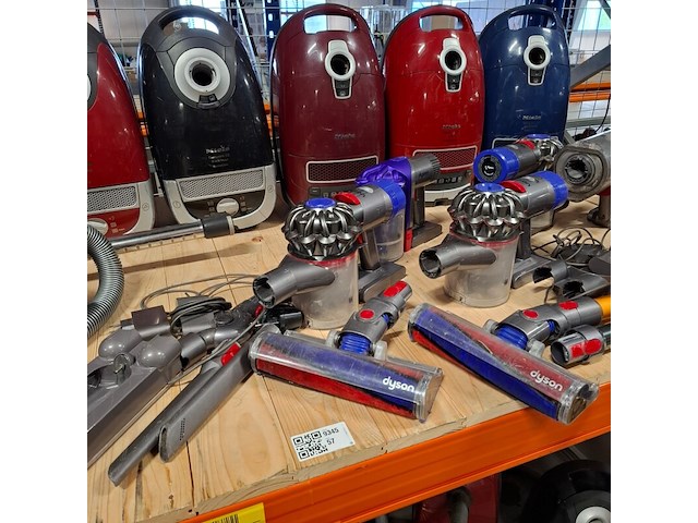 Stofzuigers, miele / dyson - afbeelding 32 van  35