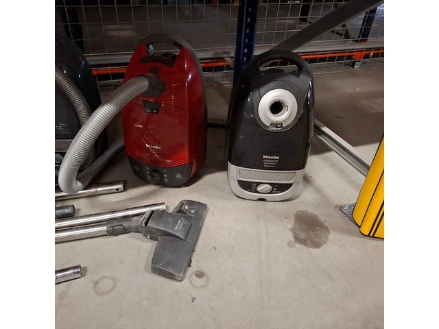 Stofzuigers, miele / dyson - afbeelding 35 van  35
