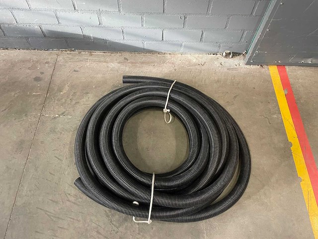 Stofzuigerslang - afbeelding 1 van  2