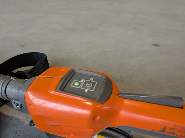 Stokheggenschaar husqvarna, 520iht4 - afbeelding 8 van  8
