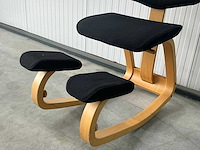 Stokke variér kniestoel - afbeelding 3 van  5