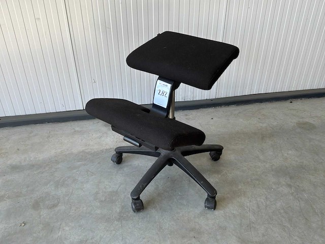 Stokke variér kniestoel - afbeelding 1 van  4