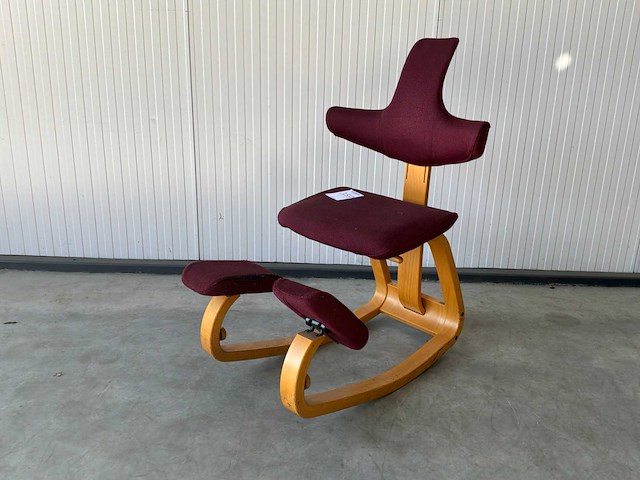 Stokke variér kniestoel - afbeelding 1 van  8
