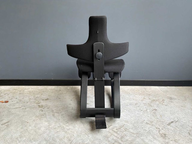 Stokke varier thatit schommelstoel - afbeelding 3 van  5