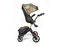Stokke xplory x ltd. gold black - luxe kinderwagen - afbeelding 1 van  16