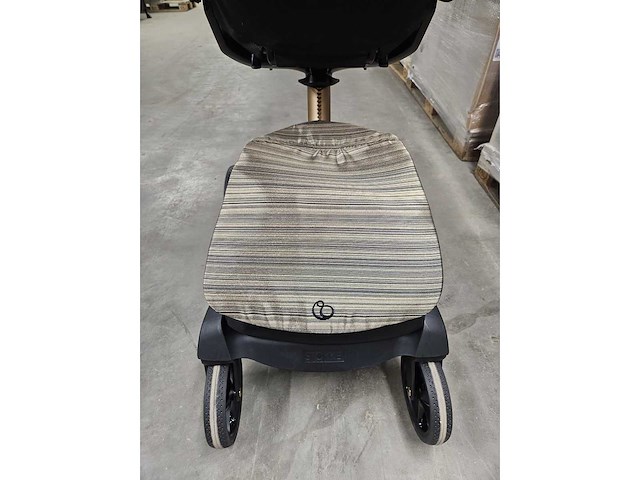 Stokke xplory x ltd. gold black - luxe kinderwagen - afbeelding 16 van  16