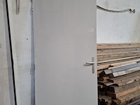 Stompe deur met kozijn - afbeelding 2 van  9