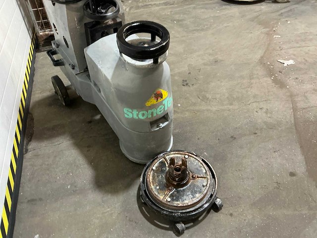 Stonetech vloerenschuurmachine - afbeelding 12 van  17