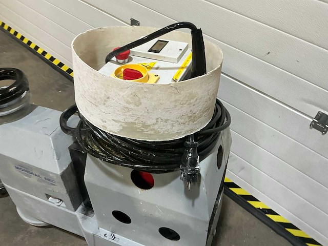 Stonetech vloerenschuurmachine - afbeelding 15 van  17