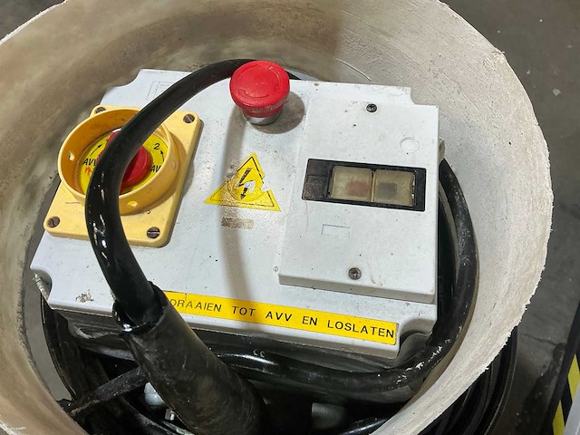 Stonetech vloerenschuurmachine - afbeelding 16 van  17
