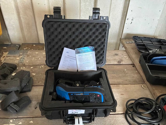 Stonex s7-g gnss handheld receiver - afbeelding 9 van  9
