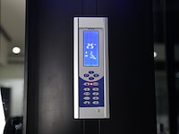 Stoomcabine vonato, met massagejets, zwarte cabine, wit bad - afbeelding 3 van  10