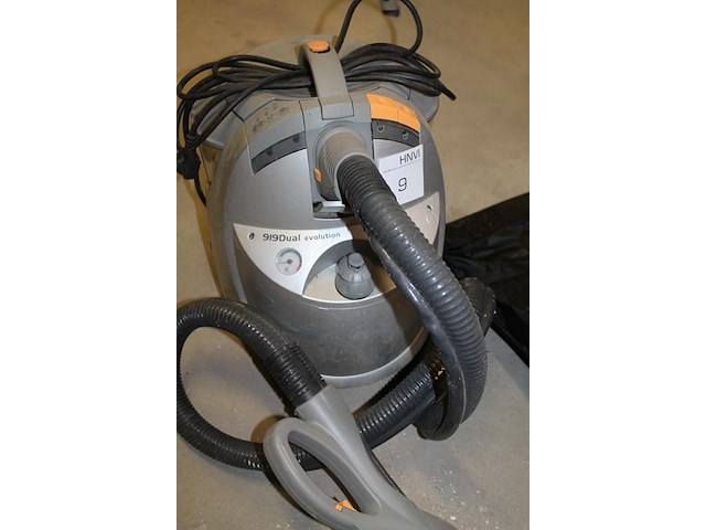 Stoomreiniger unitekno 9i9dual evolution inclusief koffer met hulpstukken. - afbeelding 2 van  4
