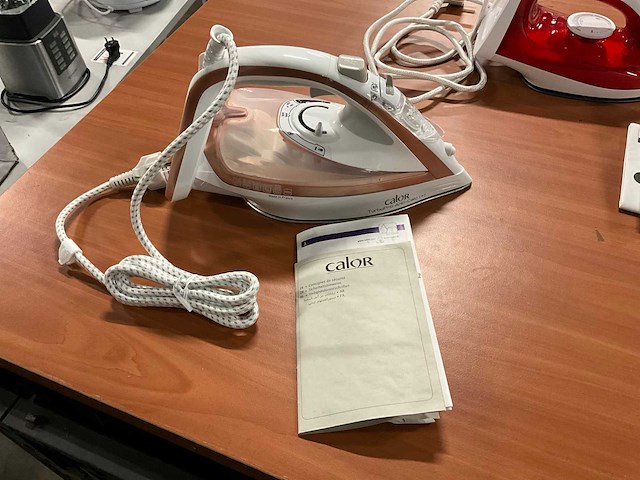 Stoomstrijkijzer (2x) - afbeelding 3 van  8