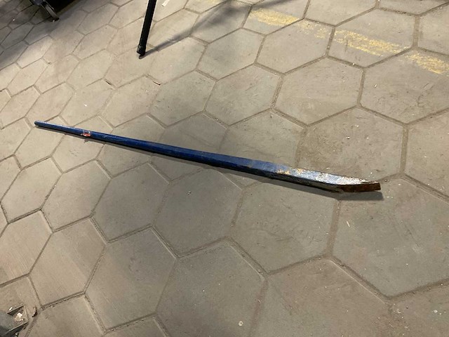 Stootijzer - afbeelding 1 van  2