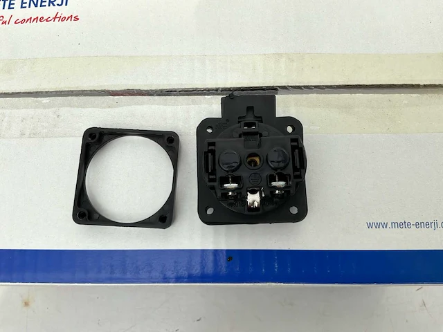 Stopcontacten/schuko 16 amp 40x - afbeelding 4 van  4