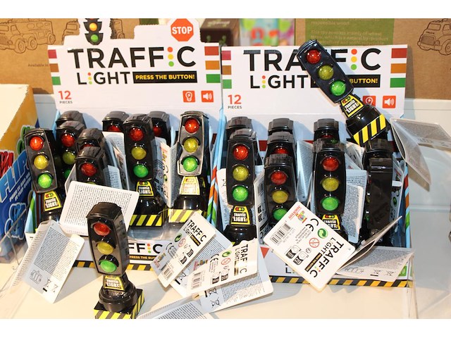 Stoplichten met verlichting, ruim 20 stuks. - afbeelding 1 van  2