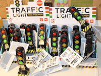 Stoplichten met verlichting, ruim 20 stuks. - afbeelding 1 van  2