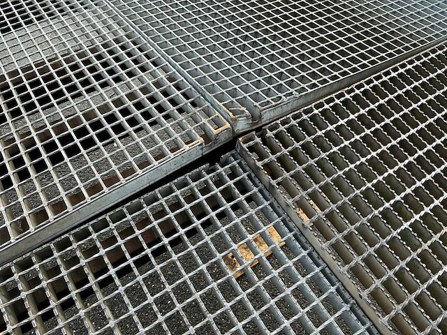 Storax mobiele laadbrug - afbeelding 8 van  13