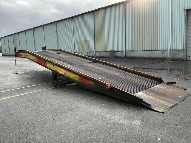 Storax mobiele laadbrug - afbeelding 10 van  13