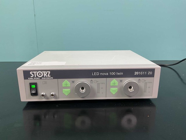 Storz 20161120 led nova 100 twin - afbeelding 1 van  4