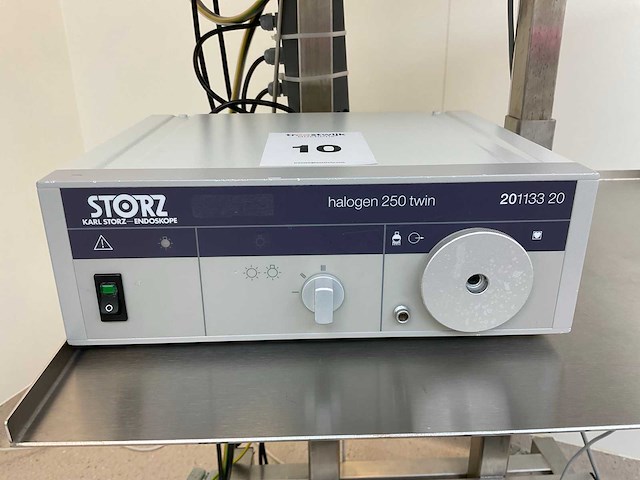 Storz halogen 250 twin endoscope - afbeelding 2 van  5