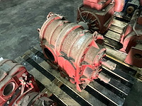 Stp3330 verdringerpomp - afbeelding 2 van  4