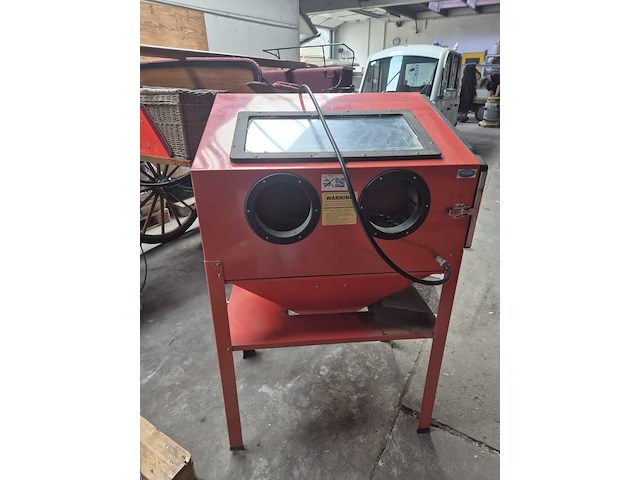 Straal cabine, rood - afbeelding 1 van  3