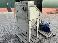 Straalcabine en afzuiginstallatie (2x) - afbeelding 11 van  17