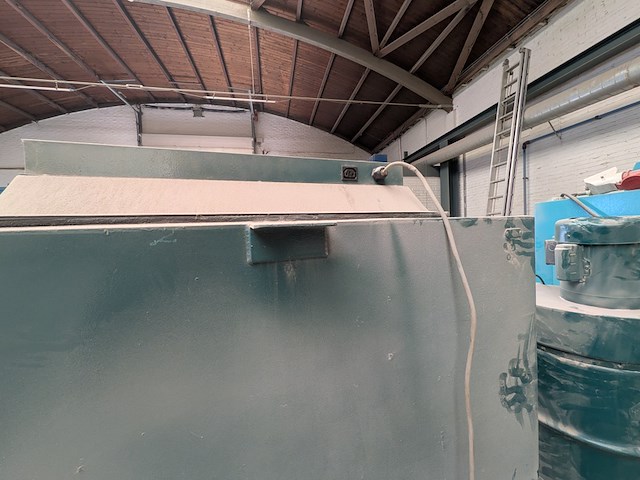 Straalcabine met zandblazer holland mineraal bv, 42 24, bouwjaar 2000 - afbeelding 9 van  17