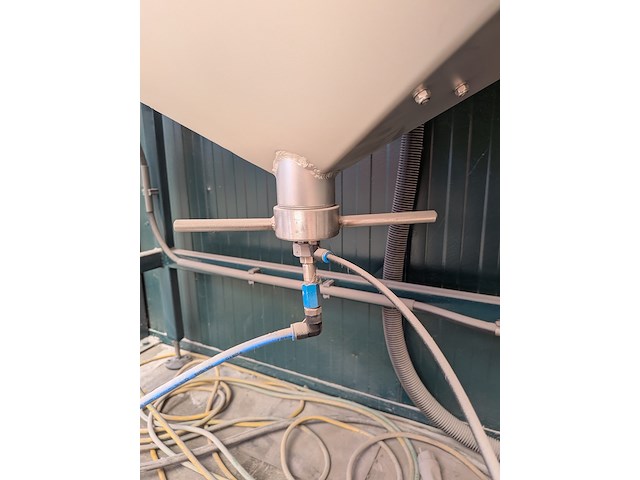 Straalcabine met zandblazer - afbeelding 2 van  16