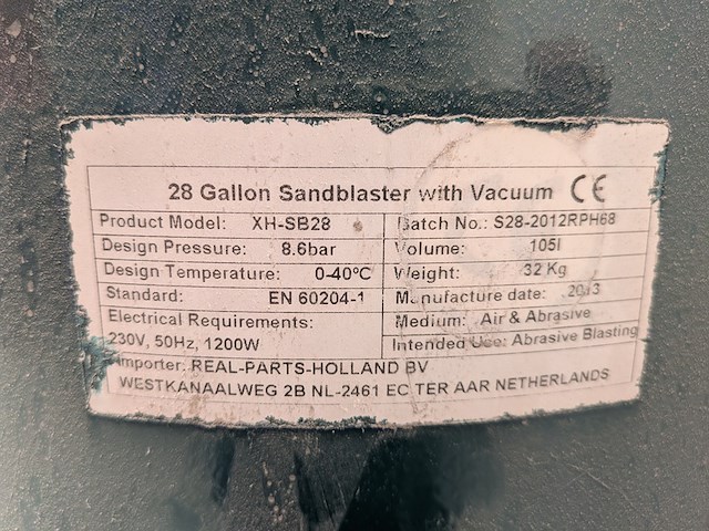 Straalcabine met zandblazer - afbeelding 8 van  16