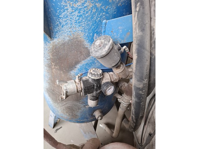 Straalketel met gelaatbescherming amitech, bouwjaar 1994 - afbeelding 5 van  6