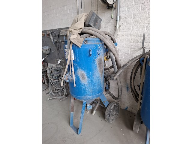 Straalketel met gelaatbescherming sybrandy, bouwjaar 2008 - afbeelding 2 van  8