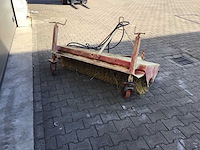 Straatveegmachine