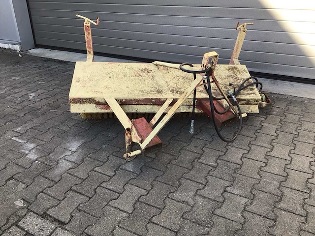 Straatveegmachine - afbeelding 2 van  4