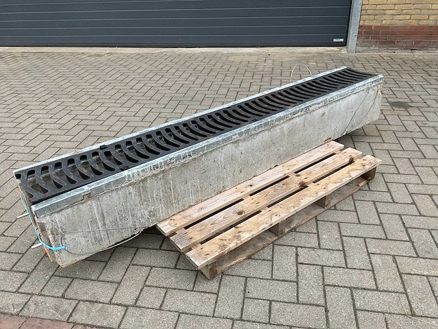 Stradal sophie afvoergoot - afbeelding 1 van  5